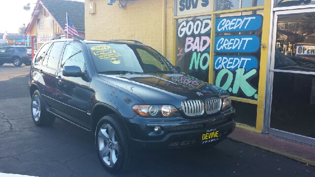 2004 BMW X5 Luxury 4WD