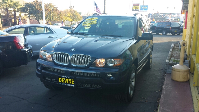 2004 BMW X5 Luxury 4WD
