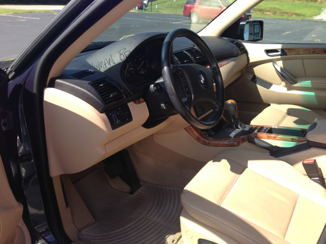 2004 BMW X5 Lightning