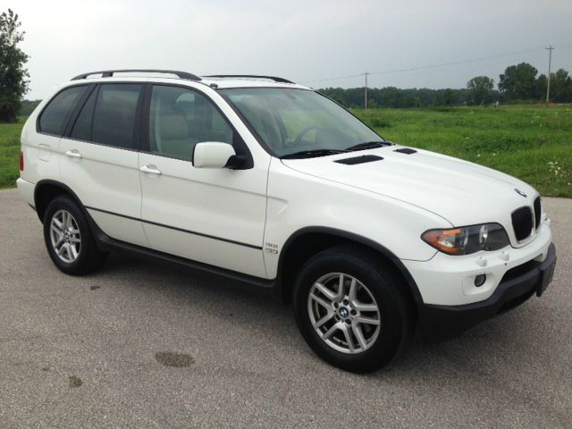 2004 BMW X5 Lightning