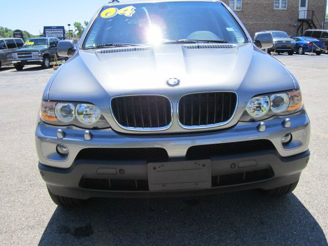 2004 BMW X5 Lightning