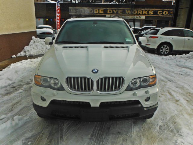 2004 BMW X5 Luxury 4WD