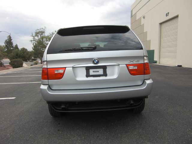 2004 BMW X5 Lightning