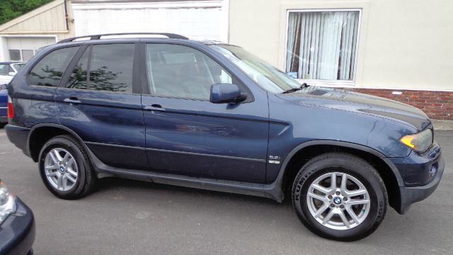 2004 BMW X5 Lightning