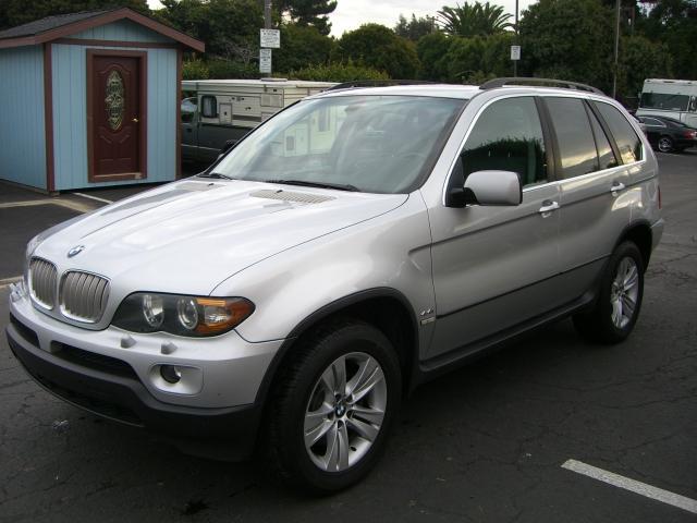 2004 BMW X5 Luxury 4WD
