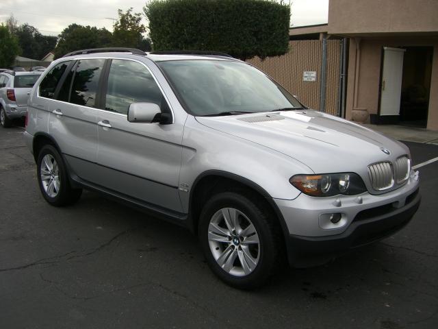 2004 BMW X5 Luxury 4WD