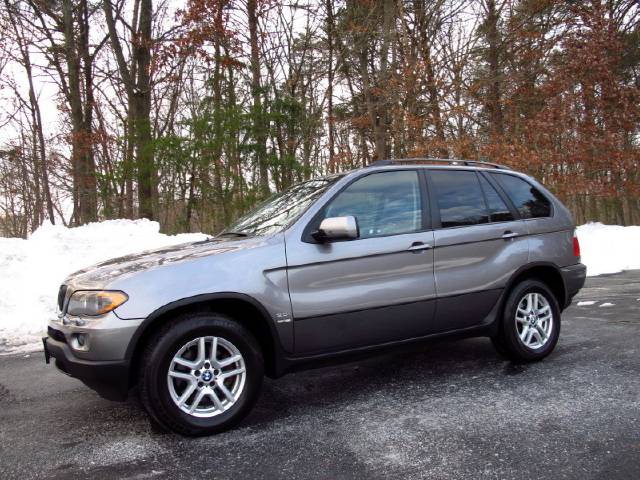 2004 BMW X5 Lightning