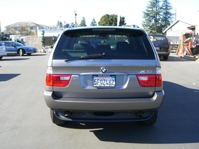 2004 BMW X5 Lightning