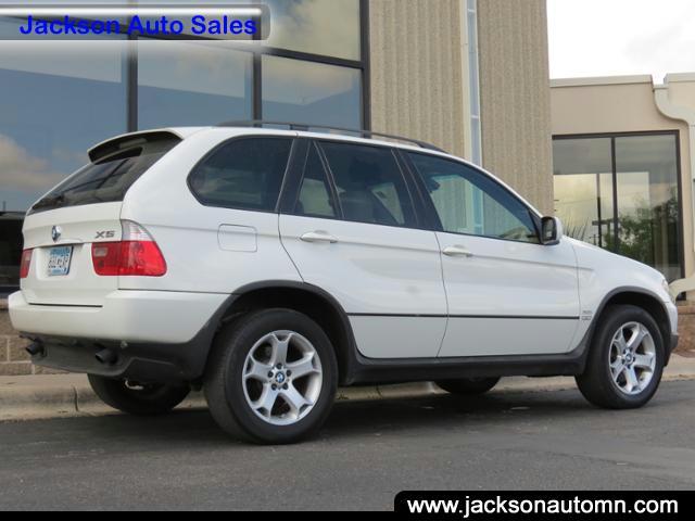 2004 BMW X5 Lightning