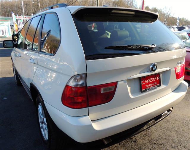 2004 BMW X5 Lightning
