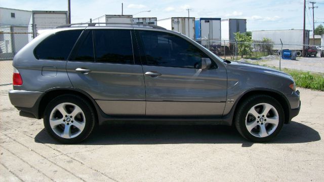 2004 BMW X5 4dr 2.5L Turbo W/sunroof/3rd Row AWD SUV