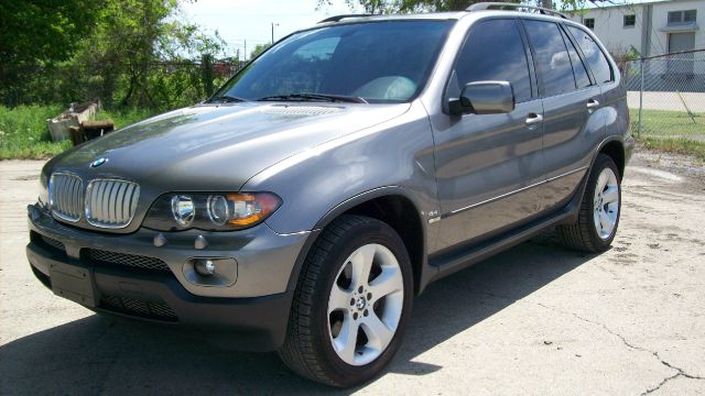 2004 BMW X5 4dr 2.5L Turbo W/sunroof/3rd Row AWD SUV