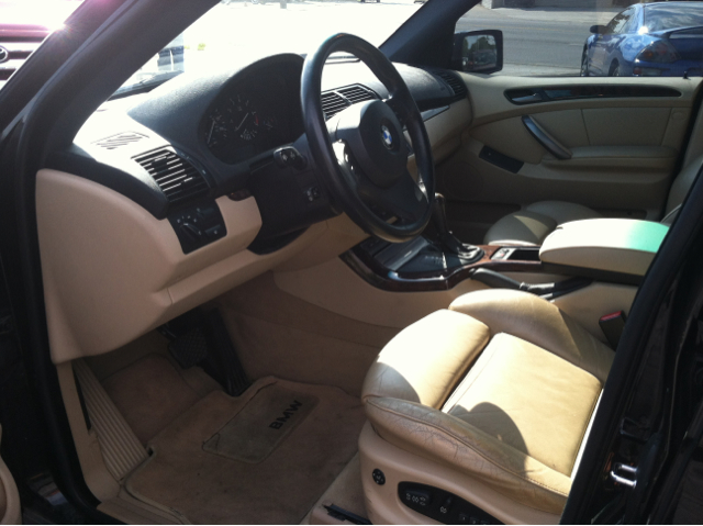 2004 BMW X5 Luxury 4WD