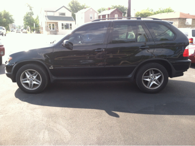 2004 BMW X5 Luxury 4WD