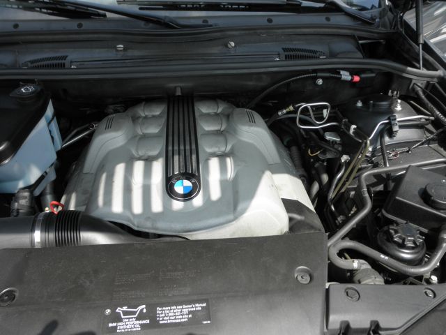 2004 BMW X5 Luxury 4WD