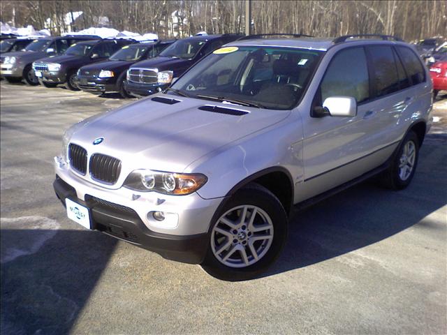 2004 BMW X5 2WD Reg Cab 145