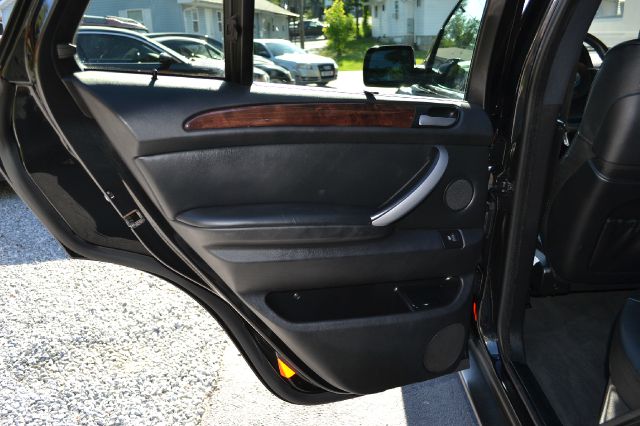 2005 BMW X5 SR5 4X4 TRD OFF ROAD