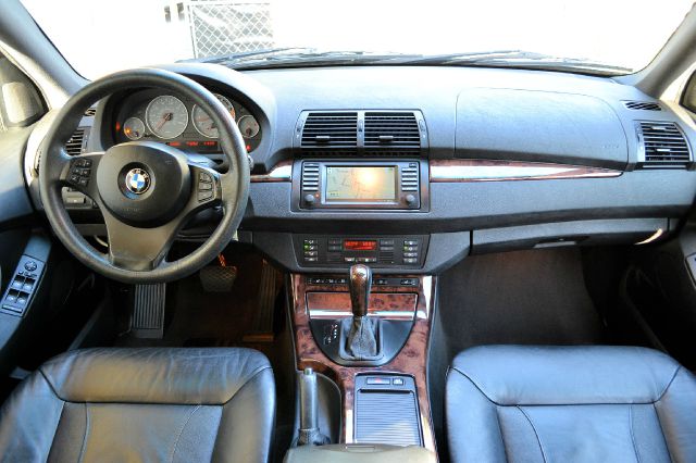 2005 BMW X5 SR5 4X4 TRD OFF ROAD