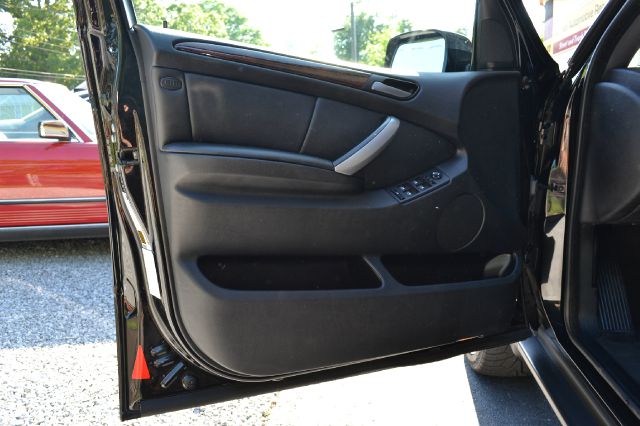 2005 BMW X5 SR5 4X4 TRD OFF ROAD