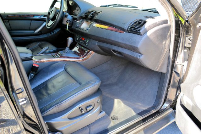 2005 BMW X5 SR5 4X4 TRD OFF ROAD