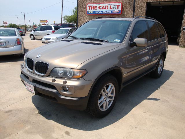 2005 BMW X5 Lightning