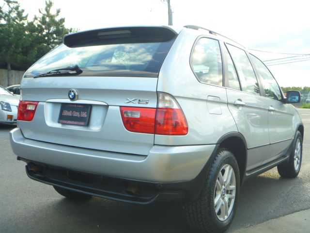 2005 BMW X5 L.T. 4-w.d. 5.3L
