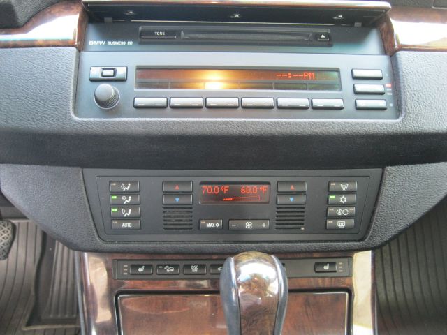 2005 BMW X5 Luxury 4WD