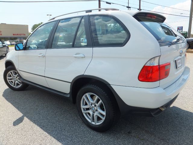2005 BMW X5 Lightning