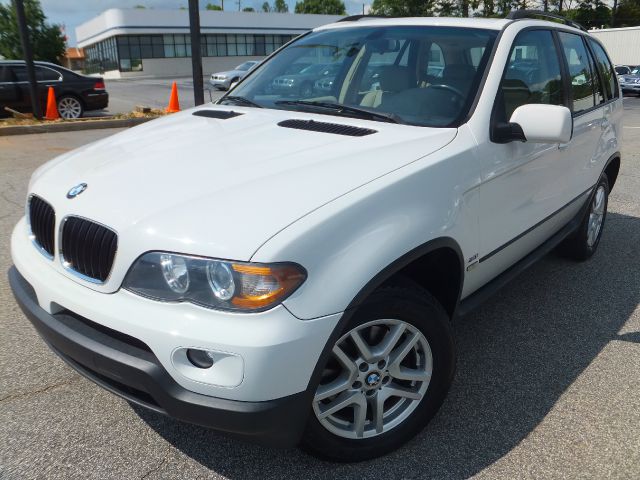 2005 BMW X5 Lightning