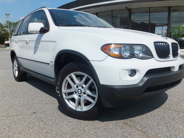 2005 BMW X5 Lightning