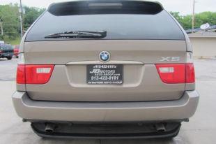 2005 BMW X5 Lightning