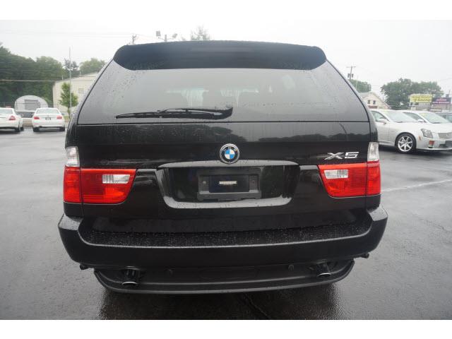 2005 BMW X5 Lightning