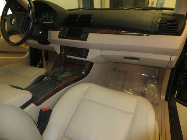 2005 BMW X5 Luxury 4WD