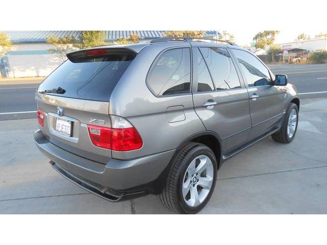 2006 BMW X5 Lightning