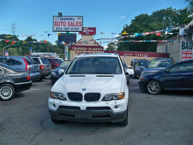 2006 BMW X5 Lightning