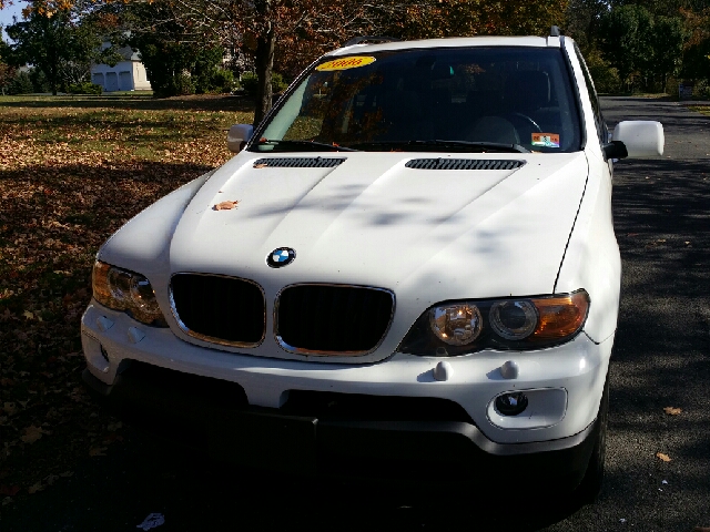 2006 BMW X5 Lightning