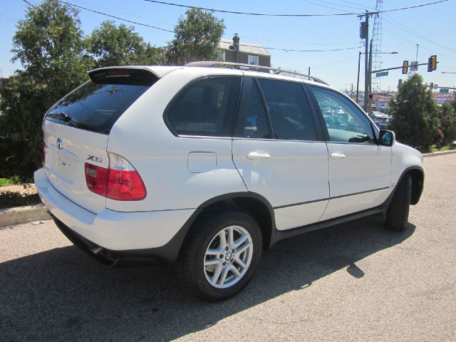 2006 BMW X5 Lightning