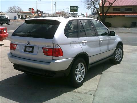 2006 BMW X5 Lightning