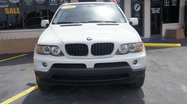2006 BMW X5 Lightning