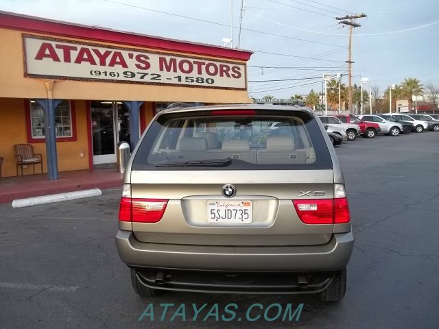 2006 BMW X5 Lightning