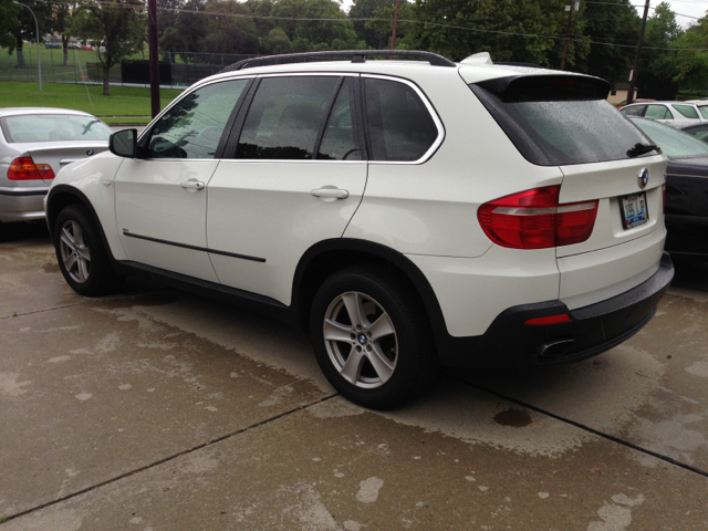 2007 BMW X5 1500 4dr Club Cab 4x4