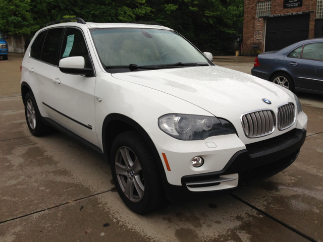 2007 BMW X5 1500 4dr Club Cab 4x4