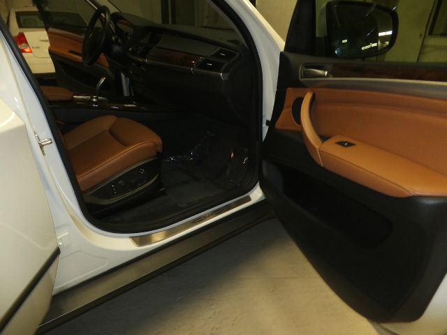 2008 BMW X5 1500 4dr Club Cab 4x4