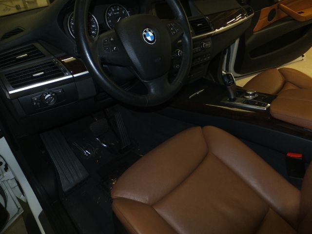 2008 BMW X5 1500 4dr Club Cab 4x4