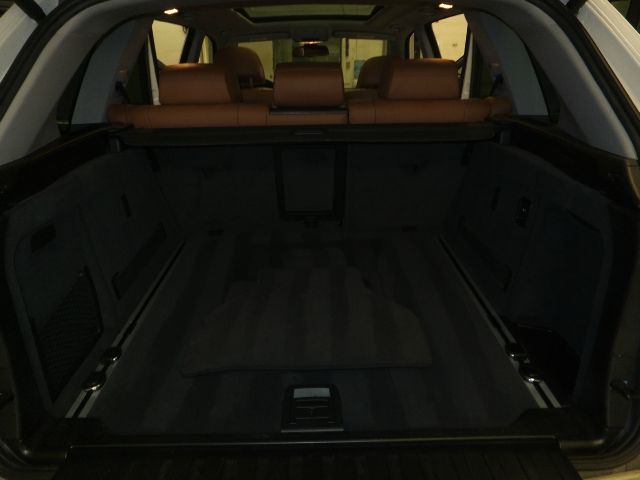 2008 BMW X5 1500 4dr Club Cab 4x4