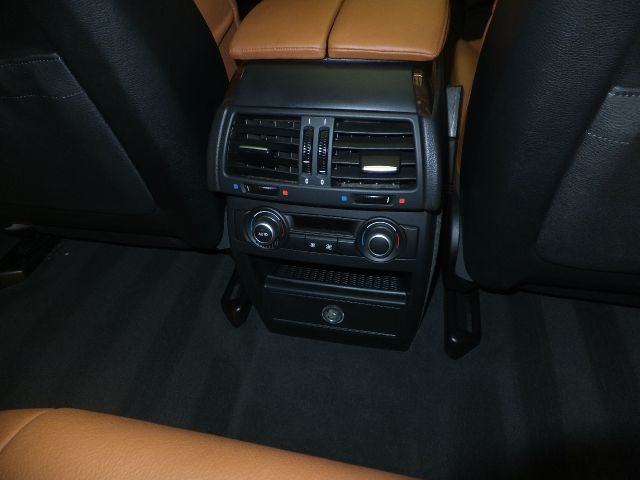 2008 BMW X5 1500 4dr Club Cab 4x4