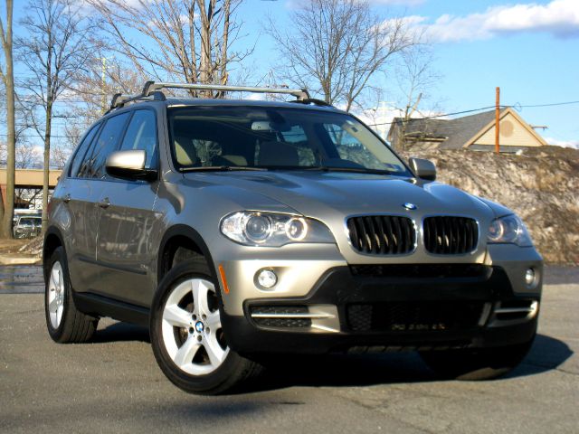 2008 BMW X5 Slt/laramie 4D Quad Cab Truck