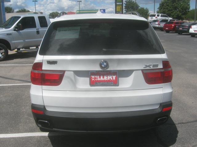 2008 BMW X5 1500 4dr Club Cab 4x4