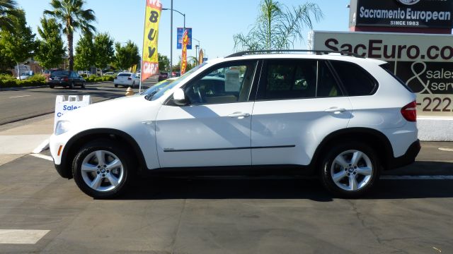 2008 BMW X5 4 DOOR CAB