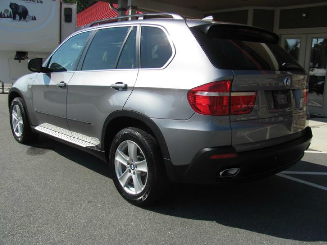 2008 BMW X5 1500 4dr Club Cab 4x4